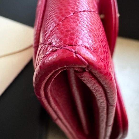 Rare Chanel card holder XL Reissue Raspberry color - Picture 7 of 15